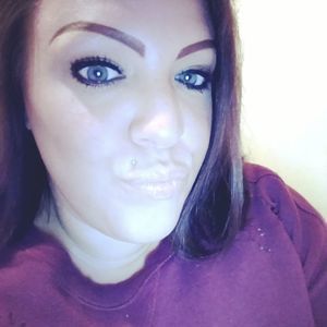 Meet your Posher, Becky